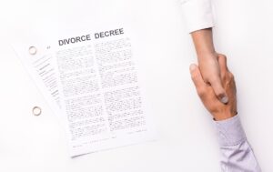 Divorcio de mutuo acuerdo o contencioso: diferencias y ventajas